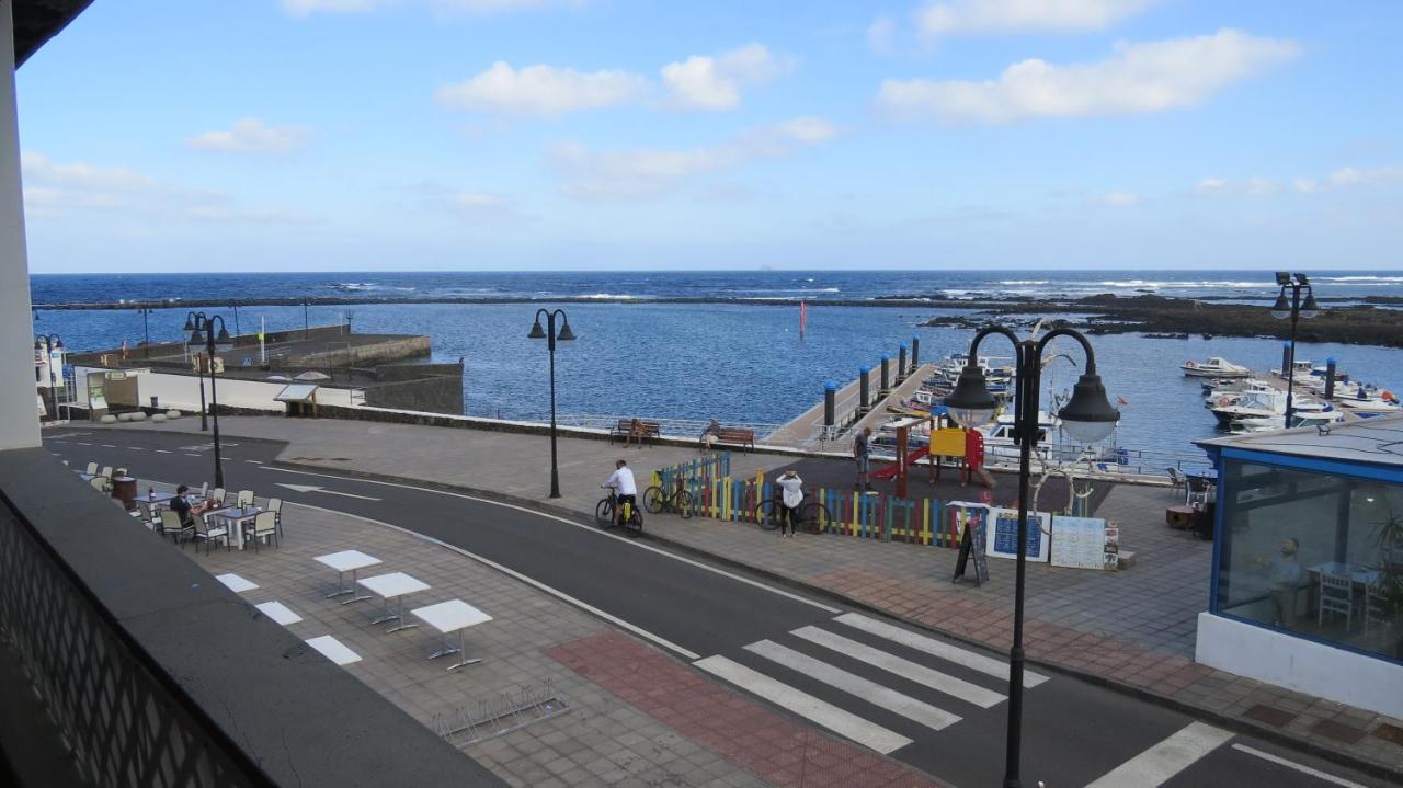 Orzola Frente Al Mar Leilighet Eksteriør bilde